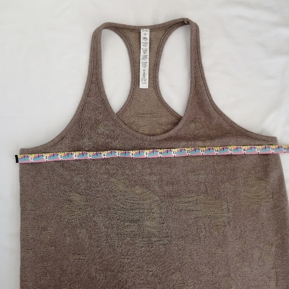 Alo Yoga Pure Distressed Tank Tan Medium - Picture 13 of 15